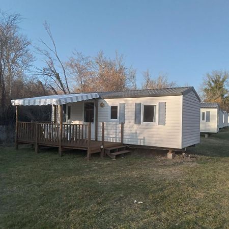 Mobile Home Sleeps 4 Monsec Экстерьер фото