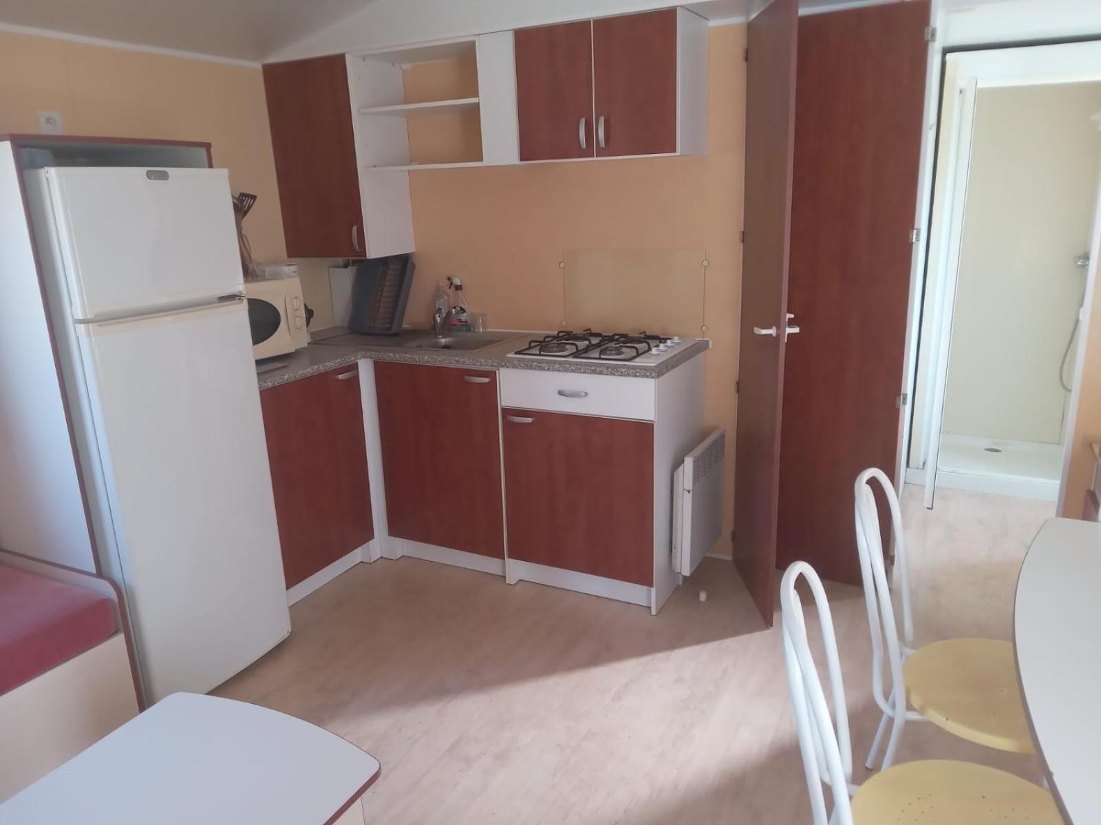 Mobile Home Sleeps 4 Monsec Экстерьер фото